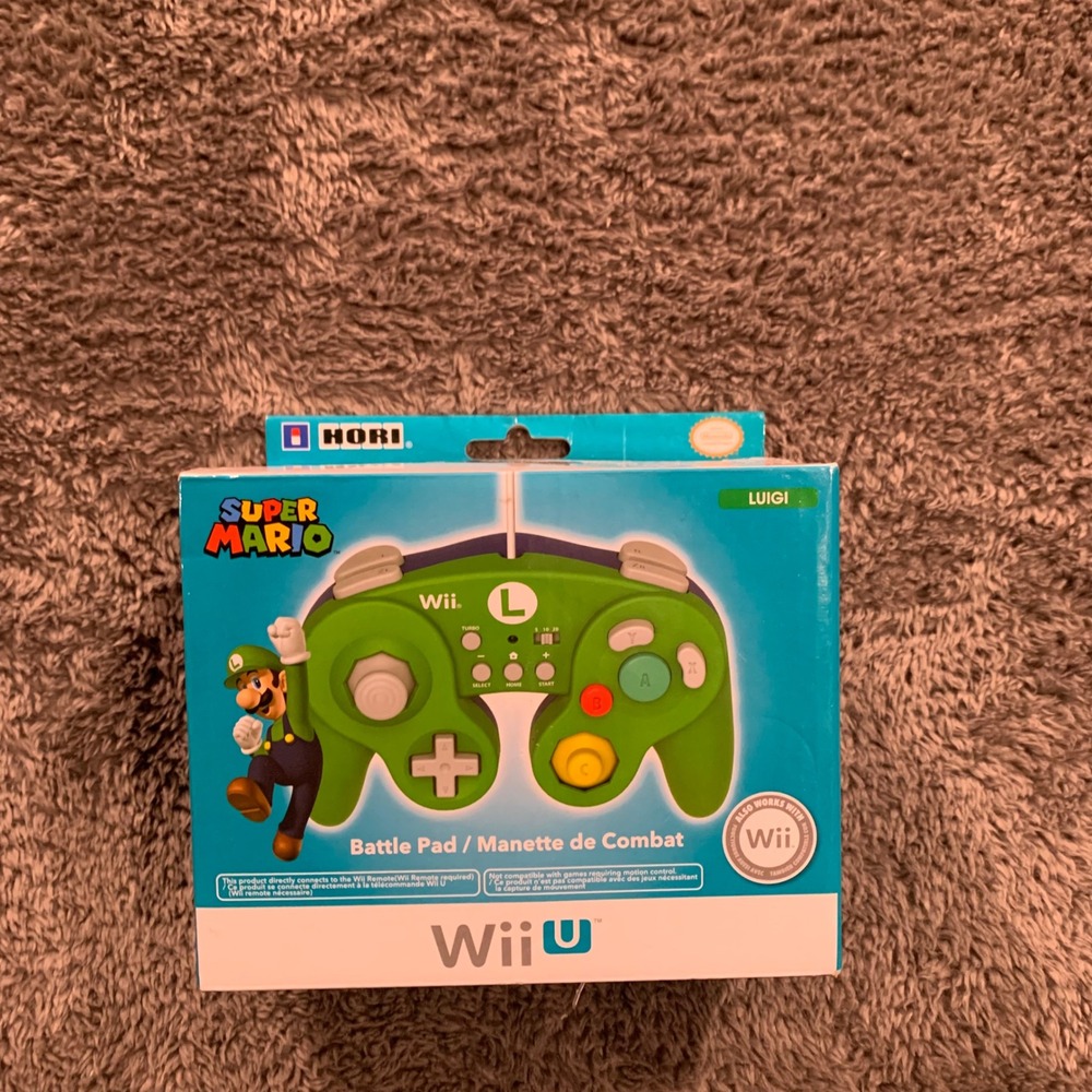 Hori Luigi Battle Pad GameCube Style Controller for Wii U Wii WIU-076U Green